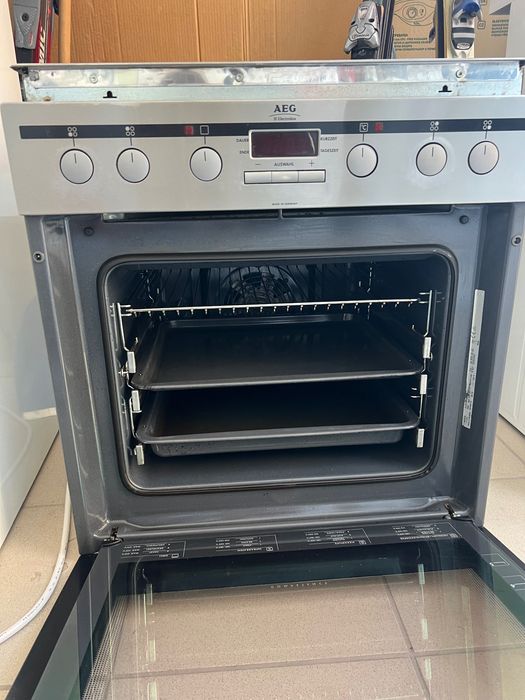 AEG-Electrolux -74 л,инокс,фурна за вграждане с котлони,мод.Е33512