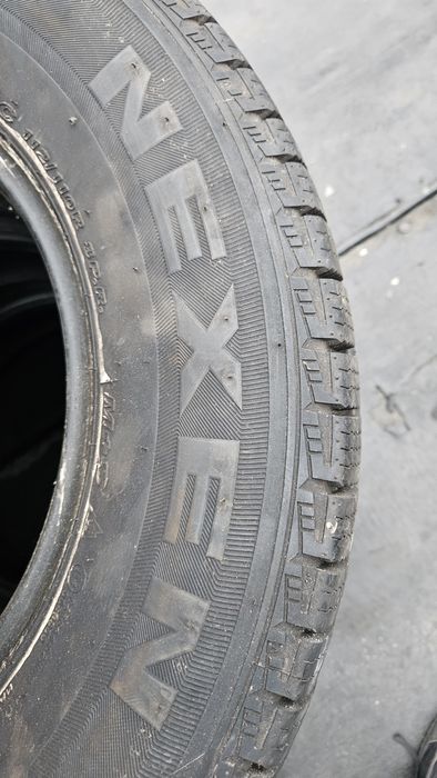 2бр гуми 225 70 15С дот 19 нексен