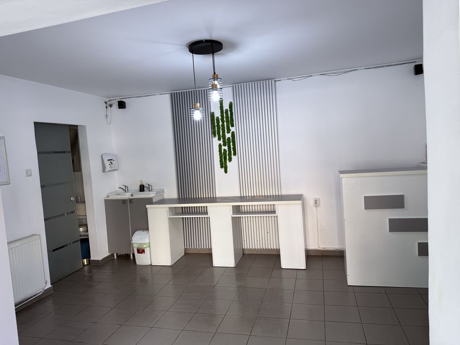 Salon infrumusetare