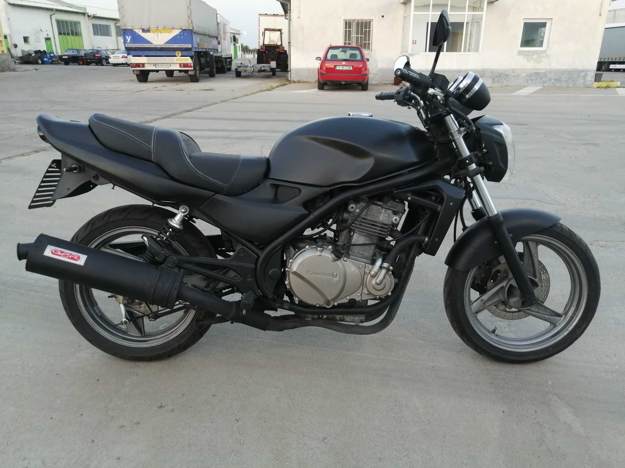 Мотор Kawasaki ER 5 Naked Bike - Street Fighter