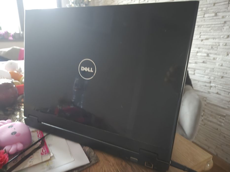 Лаптоп Dell Vostro 1710 за части