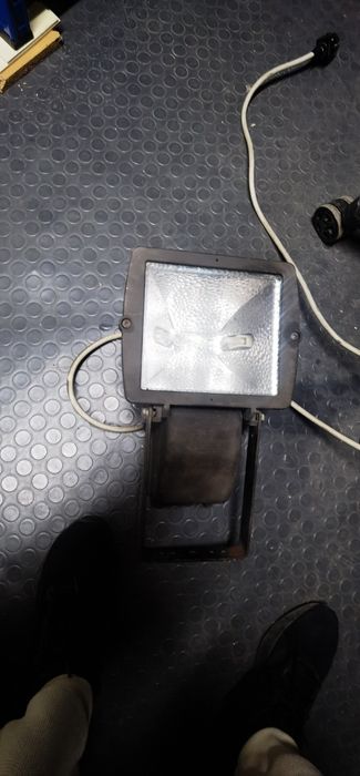 Прожектор 220V 70W