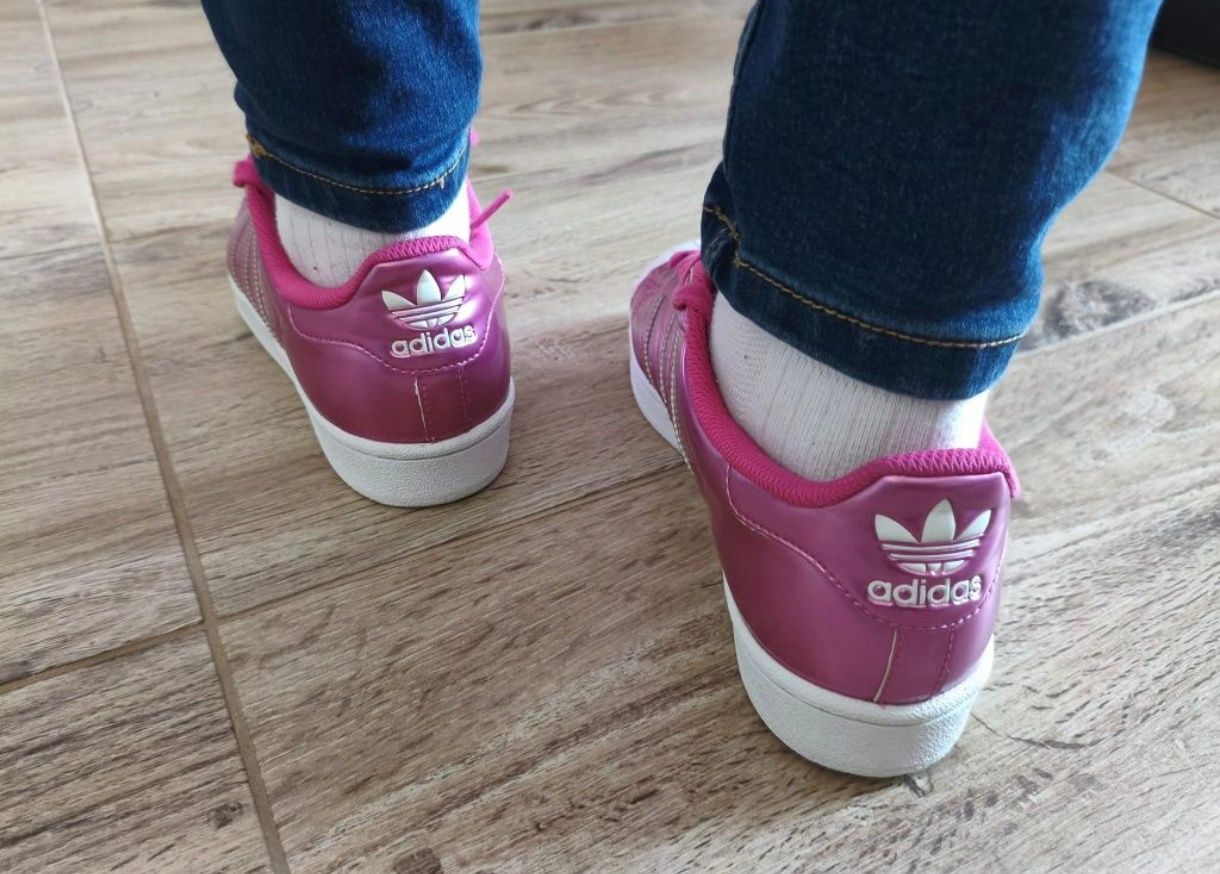 Adidași Adidas superstar 40/ pantofi sport/ adidasi/ roz