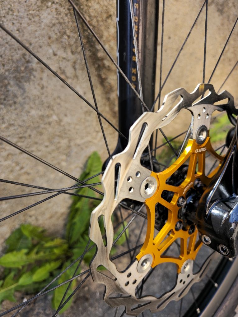 Nukeproof Pulse Downhill 26цола. Fox 40, Rockshox, 1x9 скорости Sram