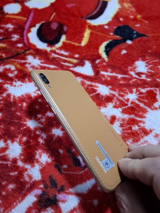 Huawei y6 2019 32+2 GB ram