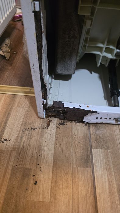 Masina de spălat cu uscător Indesit