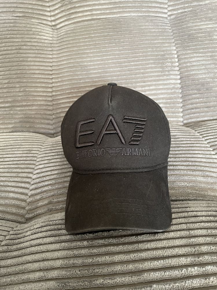 Мъжка шапка Emporio Armani