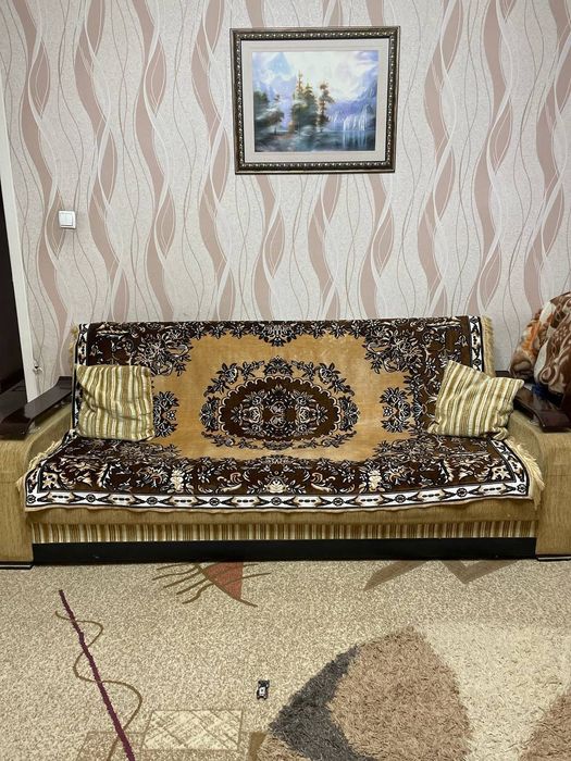 Отдам диван раскладной хороший