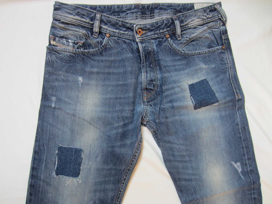 Blugi Diesel IAKOP, W33 L30,Talie=88cm,Lung=96cm,drepti,stare f. buna.