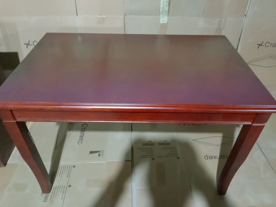 Обеденный стол 1 шт.