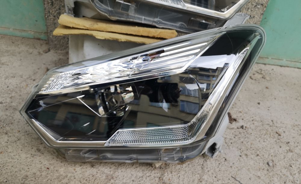 Оригинални фарове за Isuzu D-Max Led