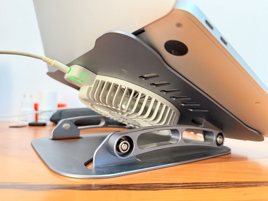 Продам подставку