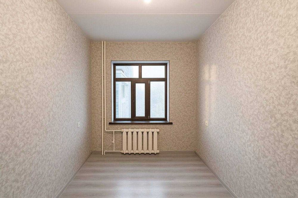 Срочно на "Кадышева" 3-х комнатная квартира