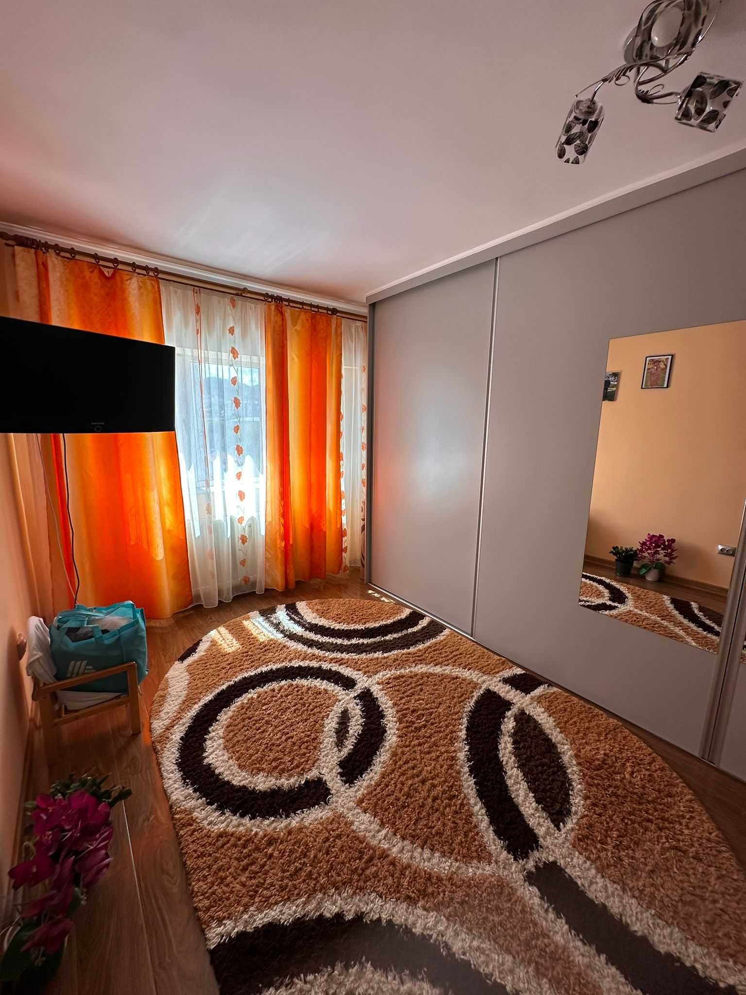 Apartament 2 camere, decomandat, Aleea Motilor, bloc cu lift