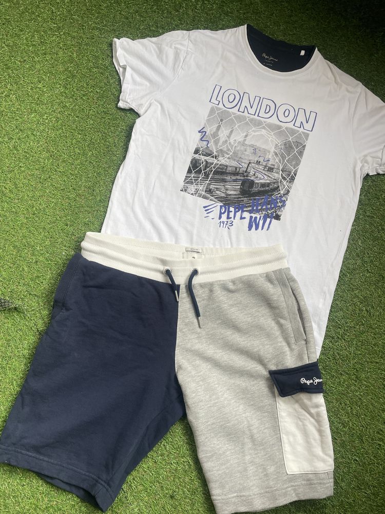 Pepe Jeans мъжки панталони с тениска