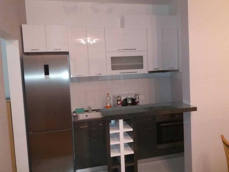 Дава се под наем Двустаен апартамент в Бургас, Лазур - 57 кв.м за 204 € - Снимка #1