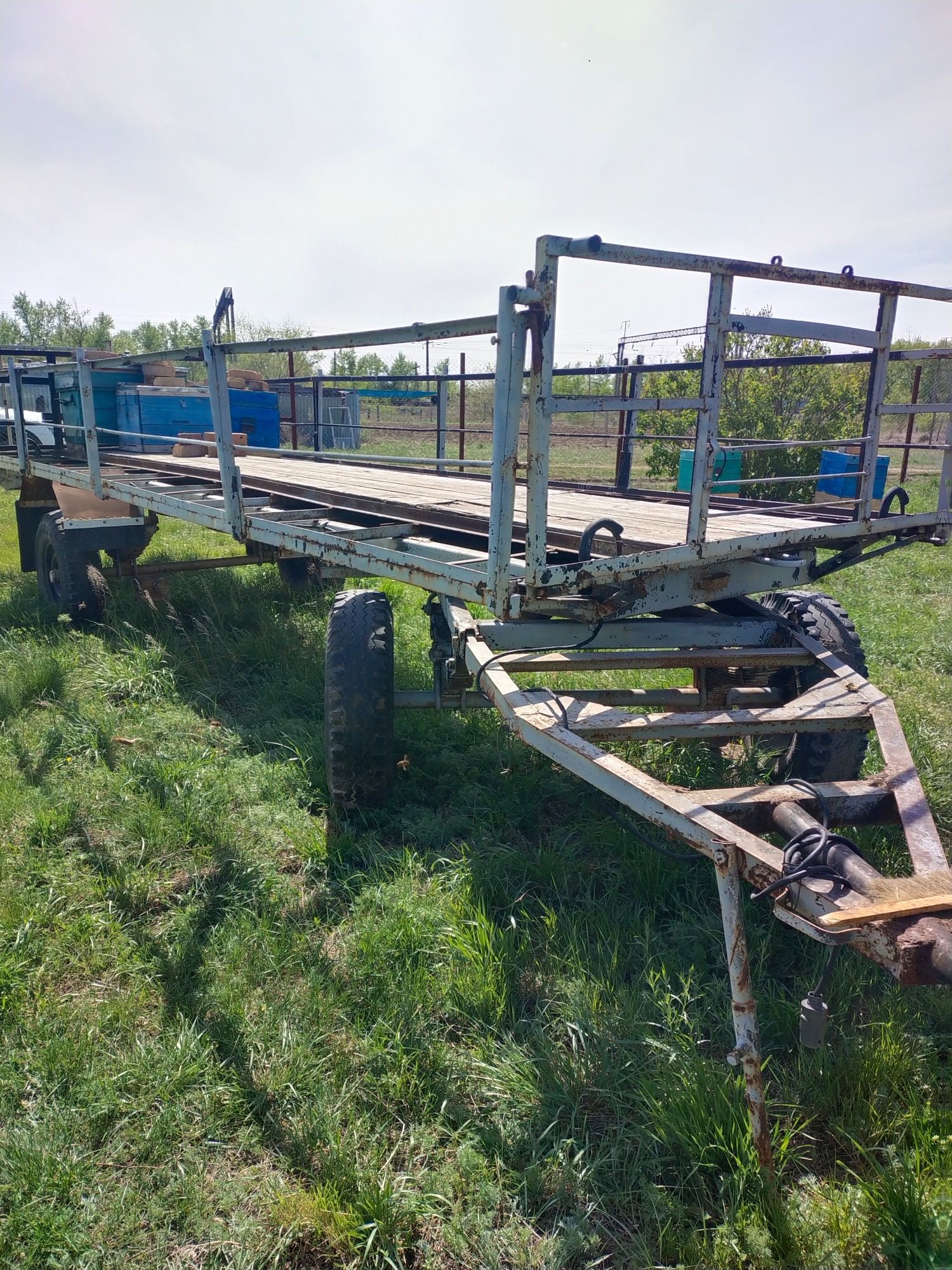 Продам прицеп пчеловодческий
