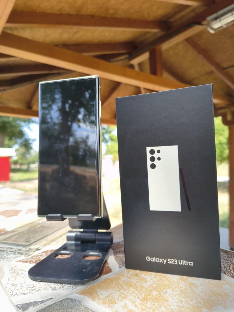 Възможен бартер! Samsung Galaxy S23 Ultra / 512GB