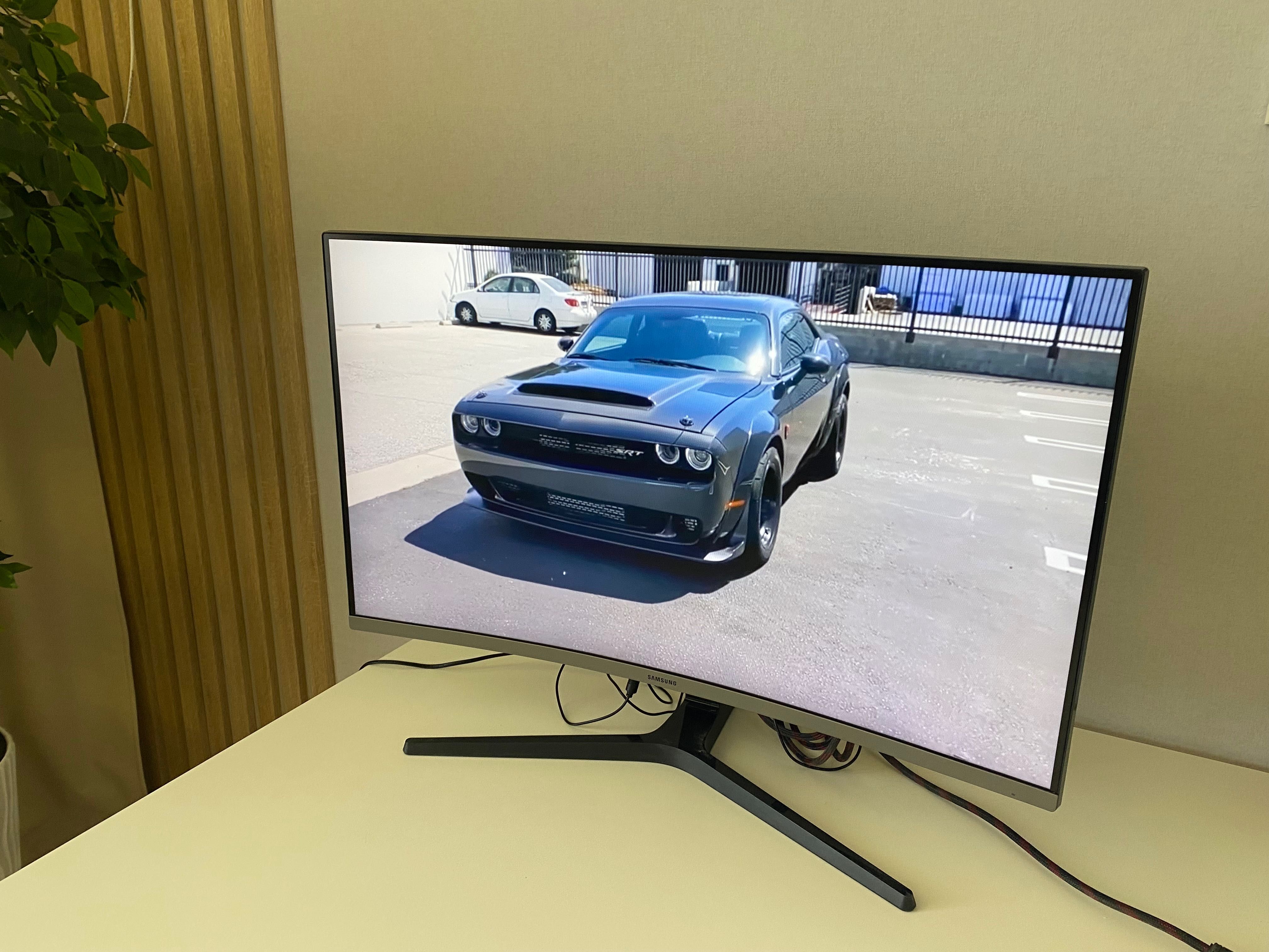 Монитор Samsung 32’/80см