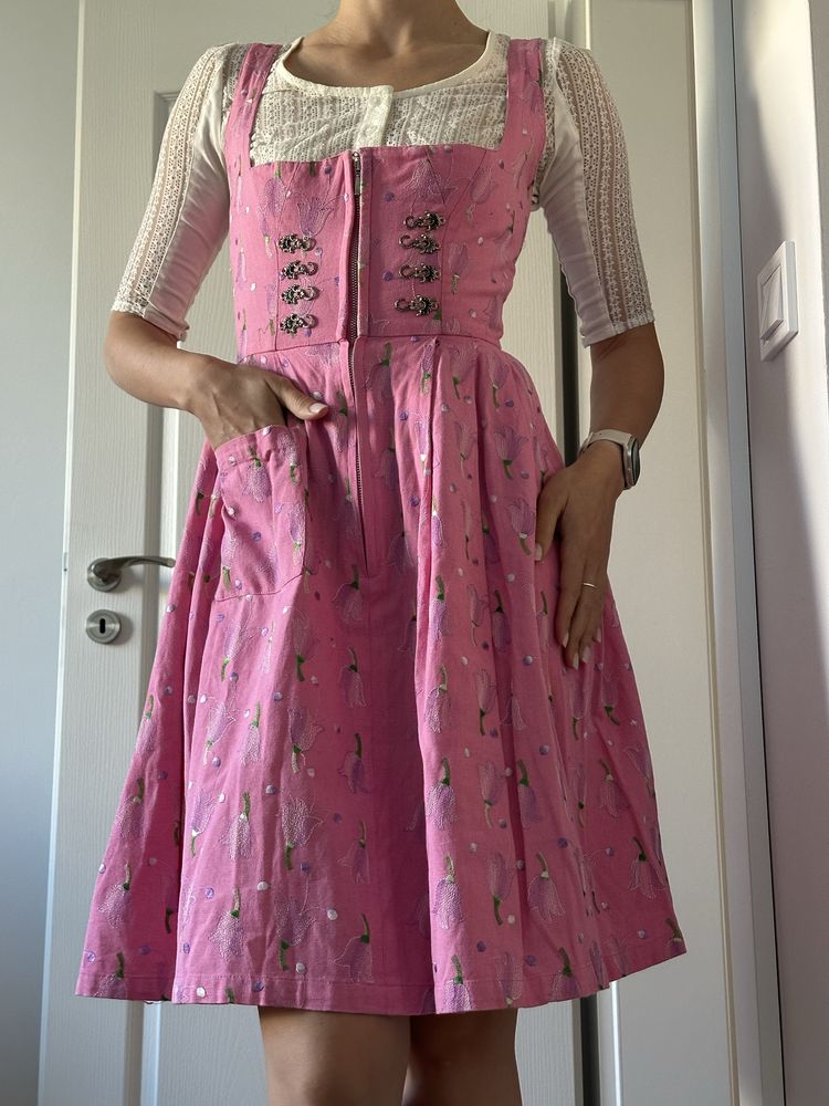 Оригинална традиционна баварска носия Dirndl