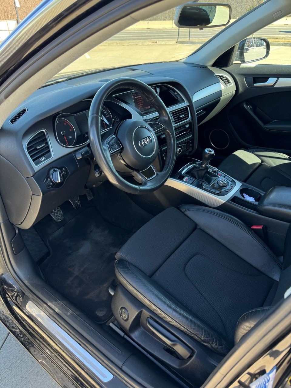Autoturisme audi a4 b8