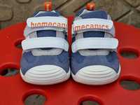 Pantofi Biomecanics noi 19