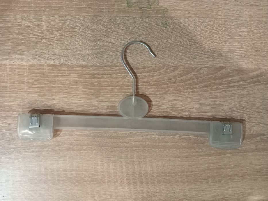 Вешалки для вещей