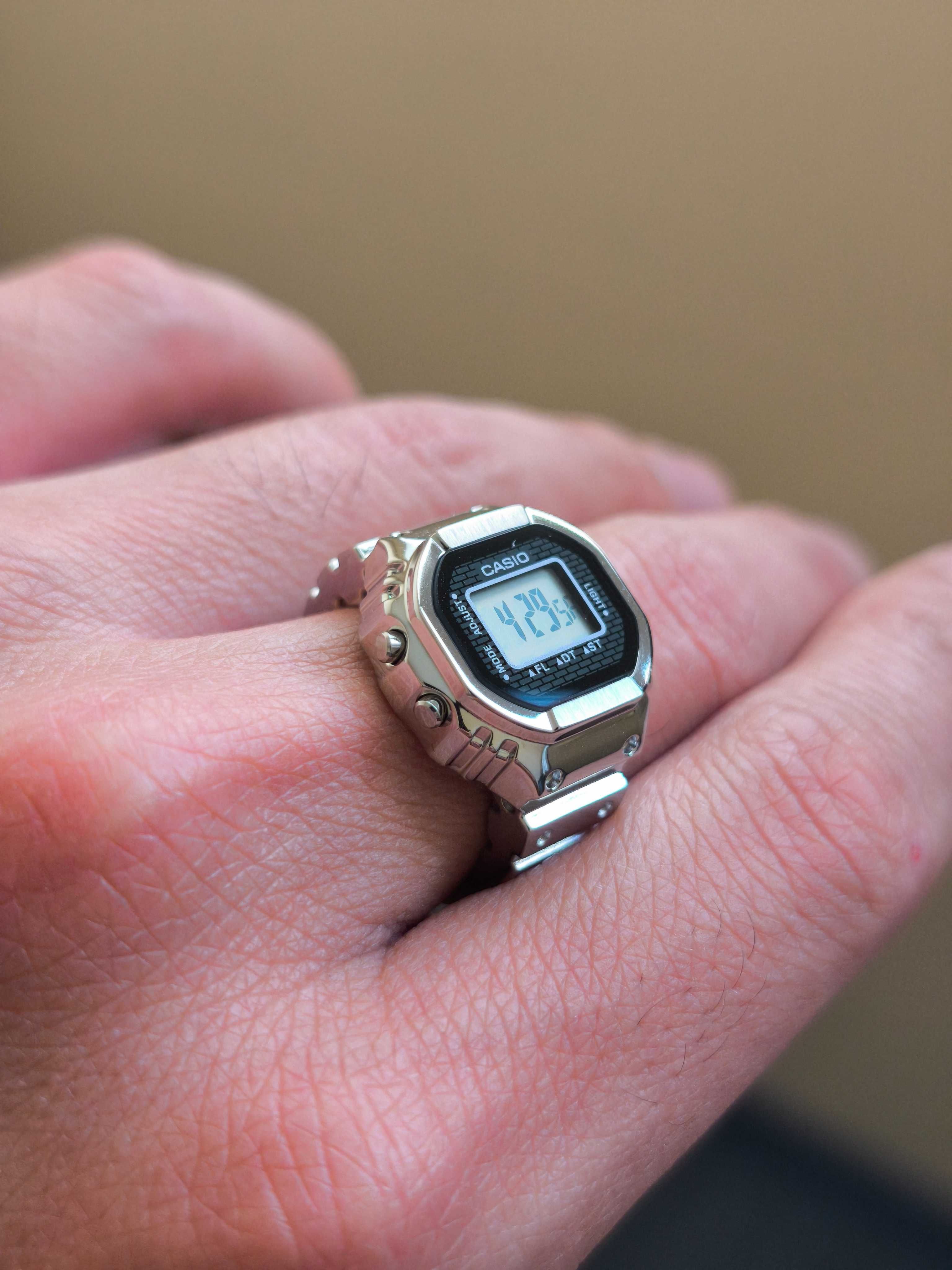 Лимитиран пръстен Casio crw-001-1jr