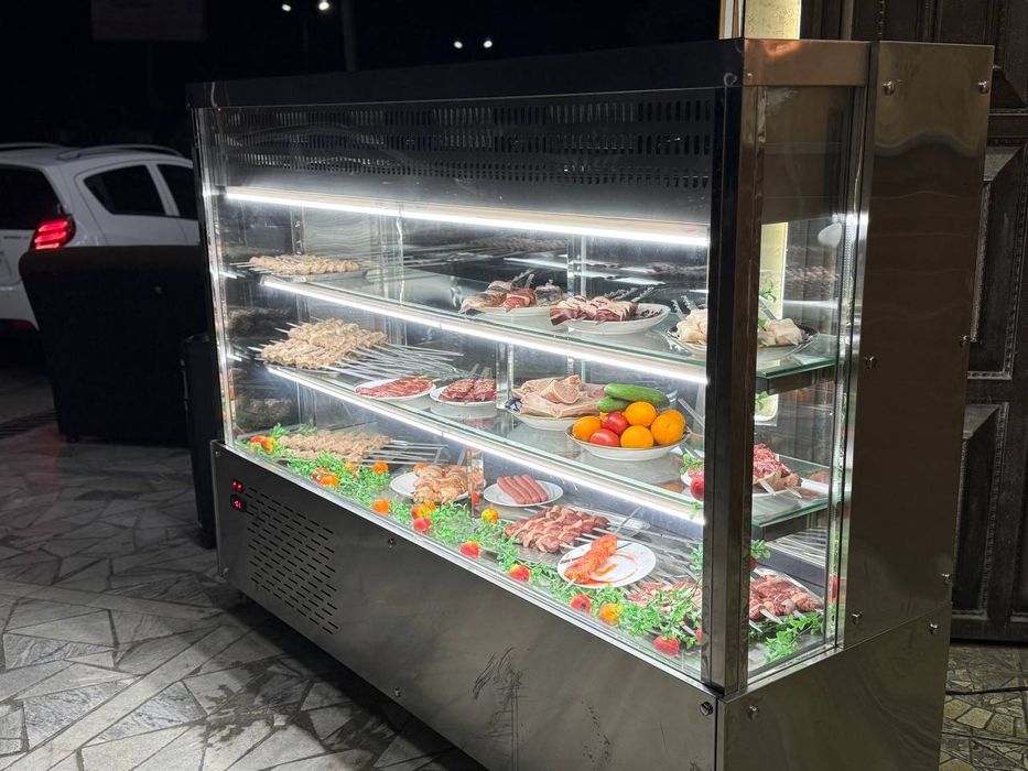 Tort va shashlik uchun xoxlagan turdagi vetrinalar