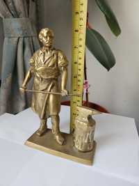 Statueta fierar de 2 kg de bronz!