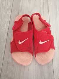 Sandale Nike măr 31