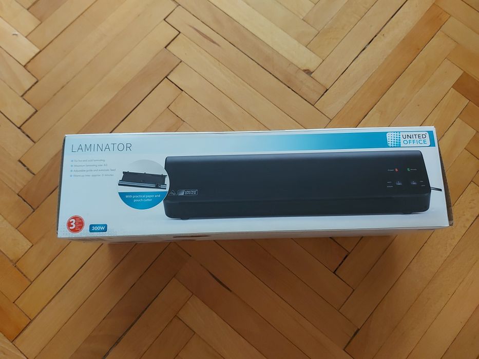 Laminator  cu Cutter de Decupare