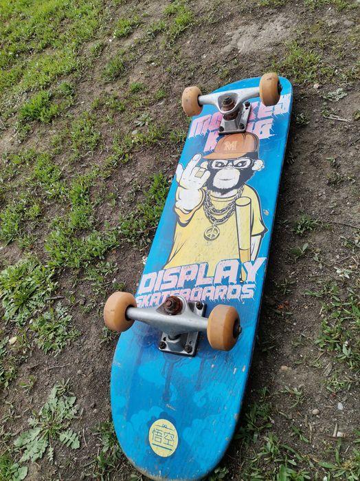 Vand scateboard in stare foarte buna