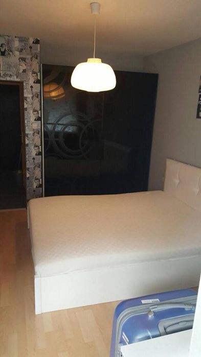 Дава се под наем Тристаен апартамент в София, Хладилника - 82 кв.м за 800 € - Снимка #6