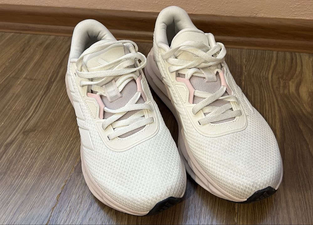 Маратонки Adidas