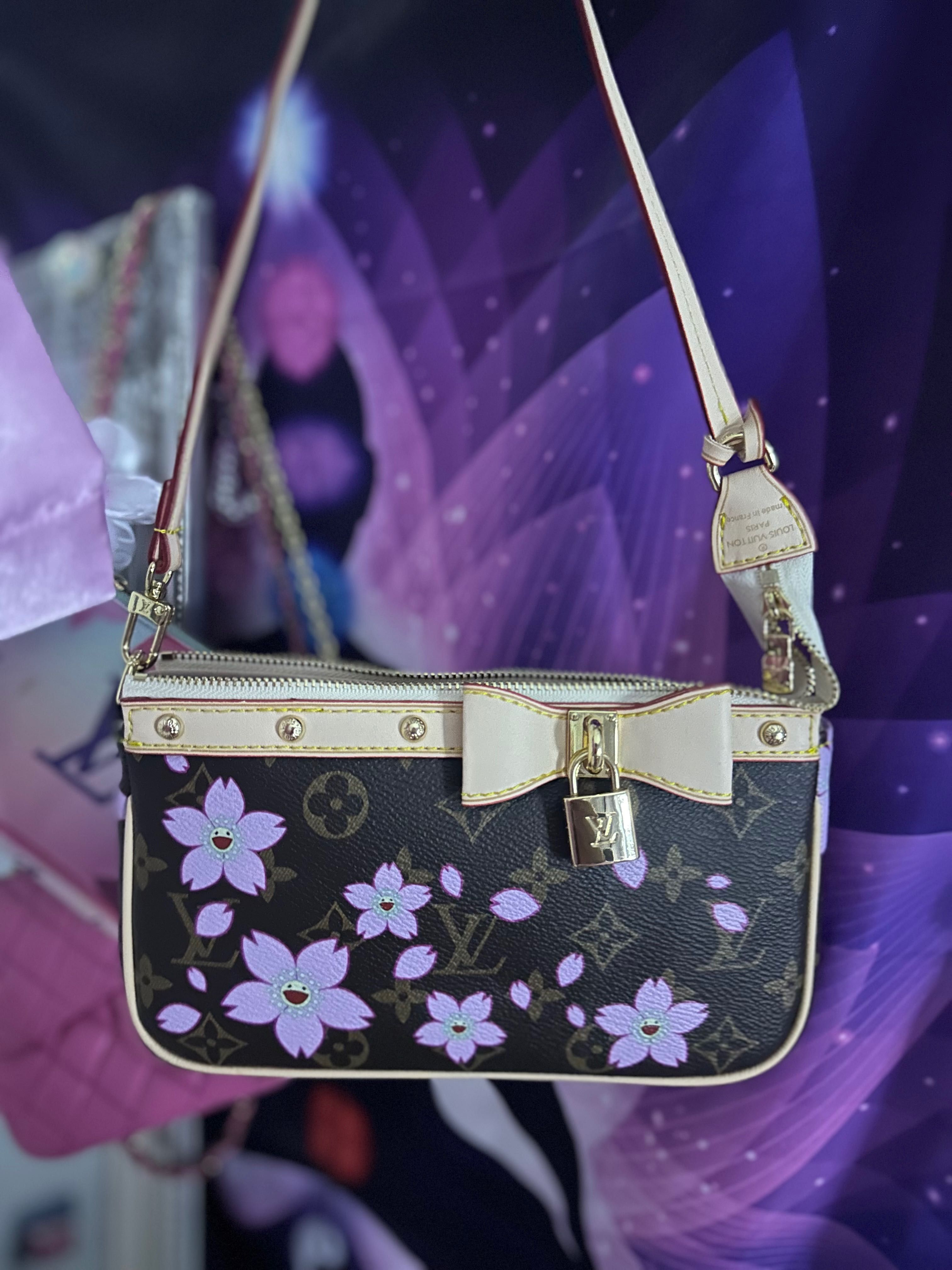 Louis Vuitton Murakami Pochette чанта