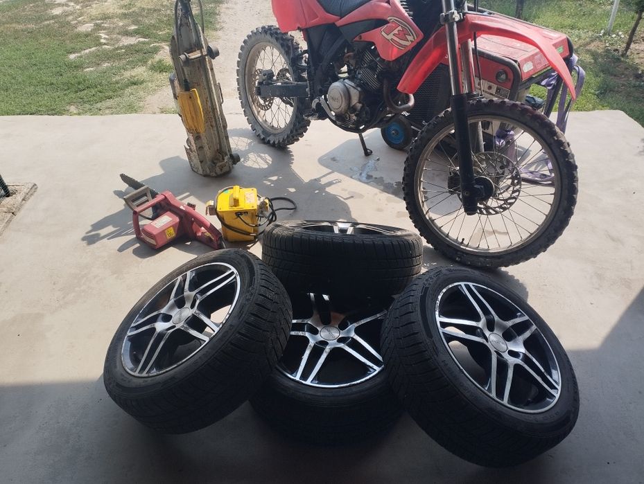 Un motor honda, generator o motosapa de vânzare