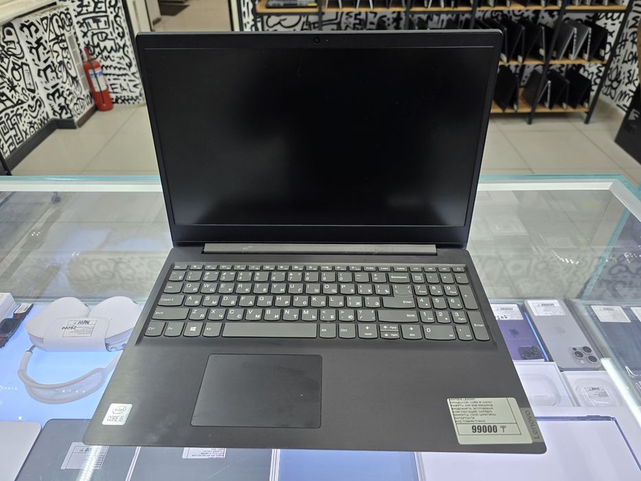 Ноутбук Lenovo core i5 1035g1 озу 8gb ssd256gb рассрочка Реал ломбард