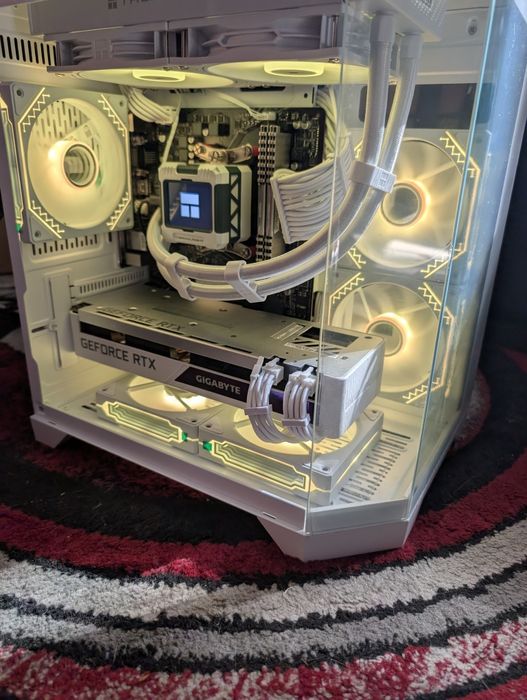 Okazie ‼️ PC Gaming White Box cu AIO RTX 3080 !