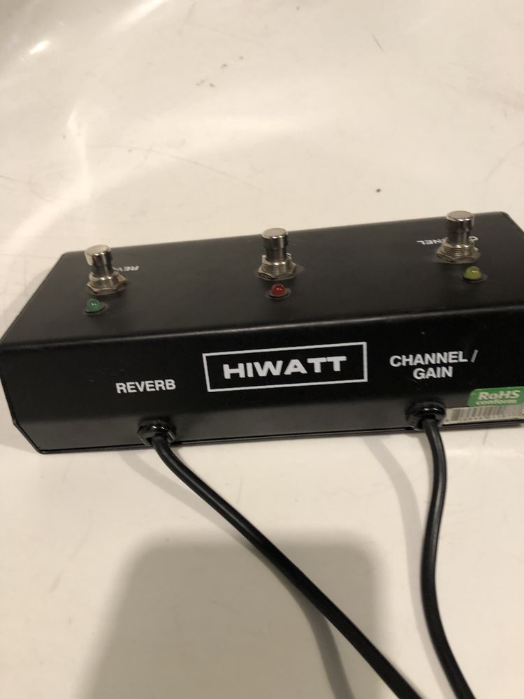 Vând footswitch Hiwatt FS-301