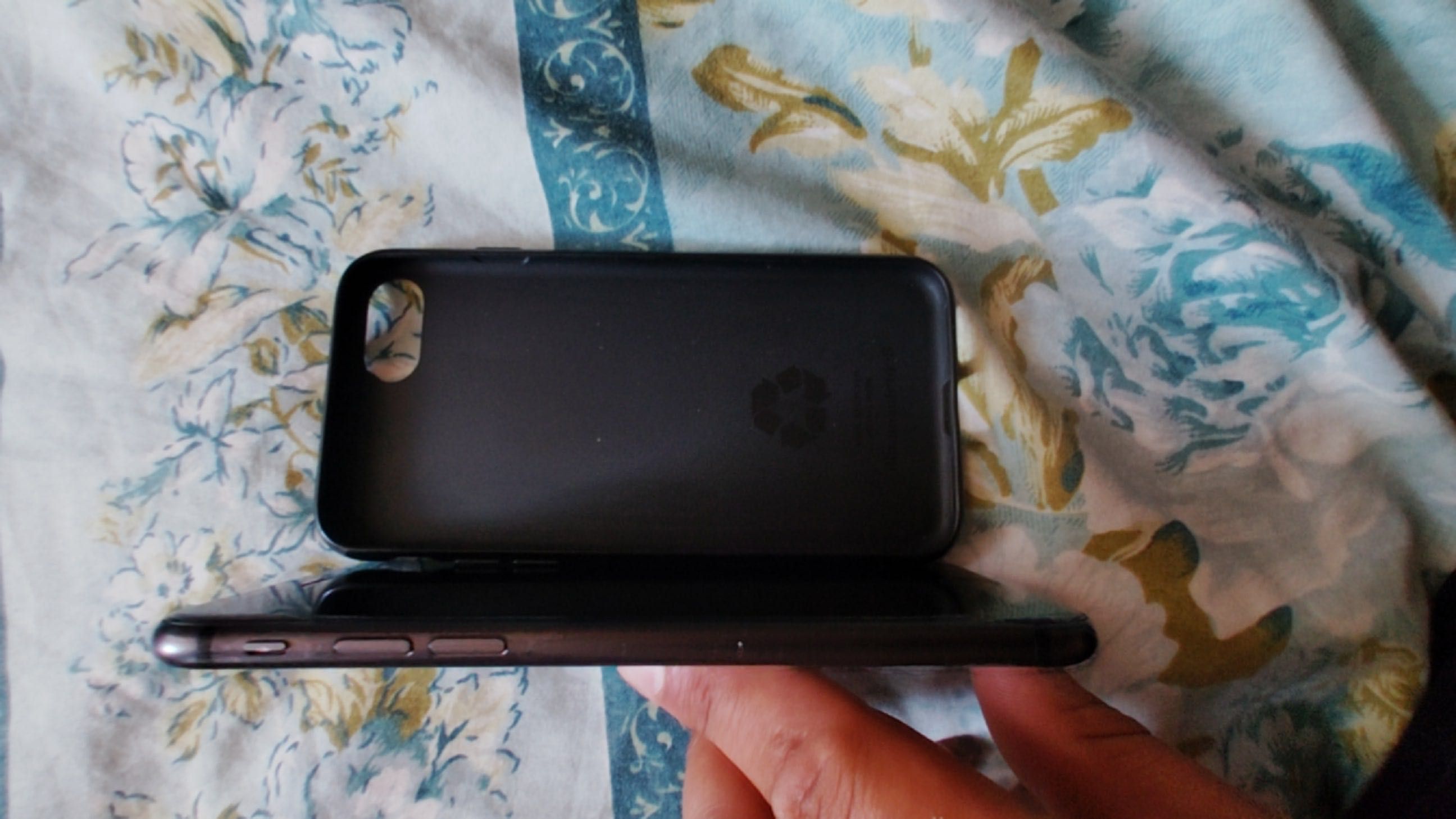 Ihpone 8 64гб ….