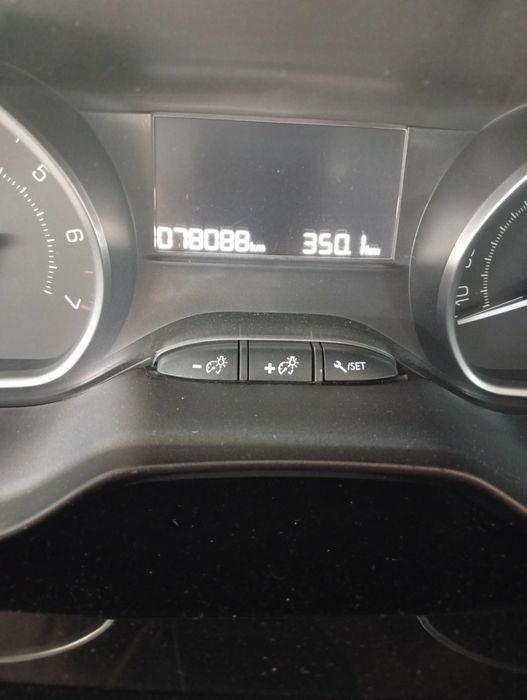 Peugeot 208 PureTech