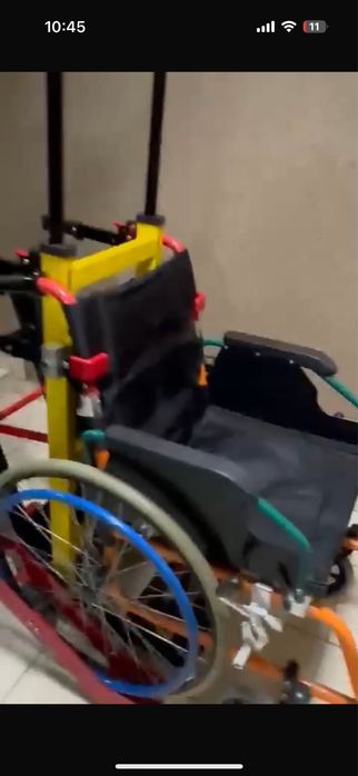 Лестничный мобильный подьемник для инвалидов