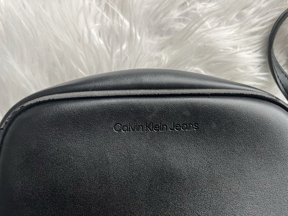 Дамска чанта calvin klein
