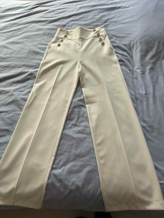 BSB костюм млечно бял