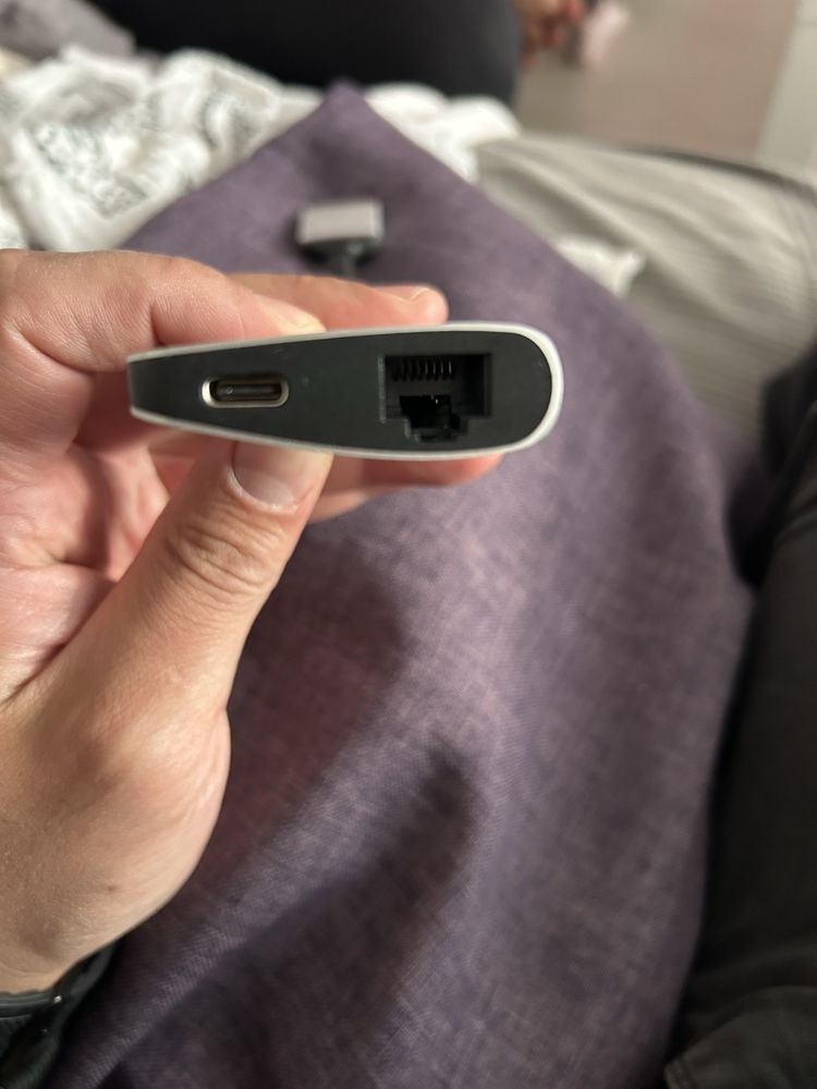 Мултимедиен адаптер за apple