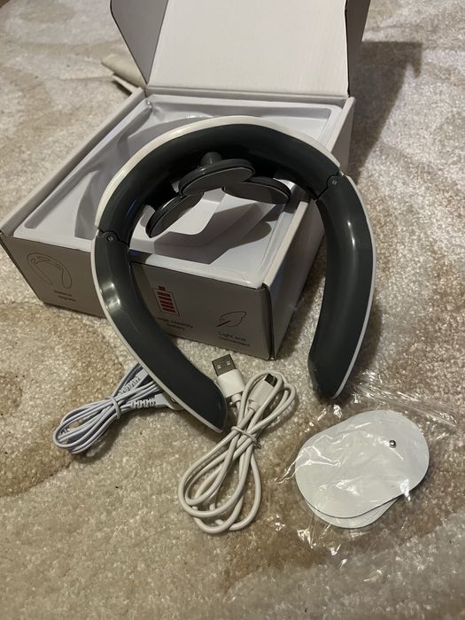 Aparat masaj cervical cu impulsuri