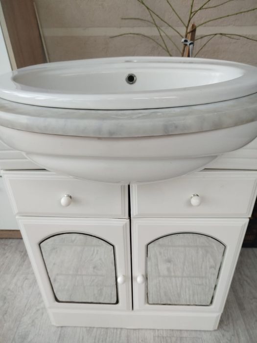 Тумба с раковиной