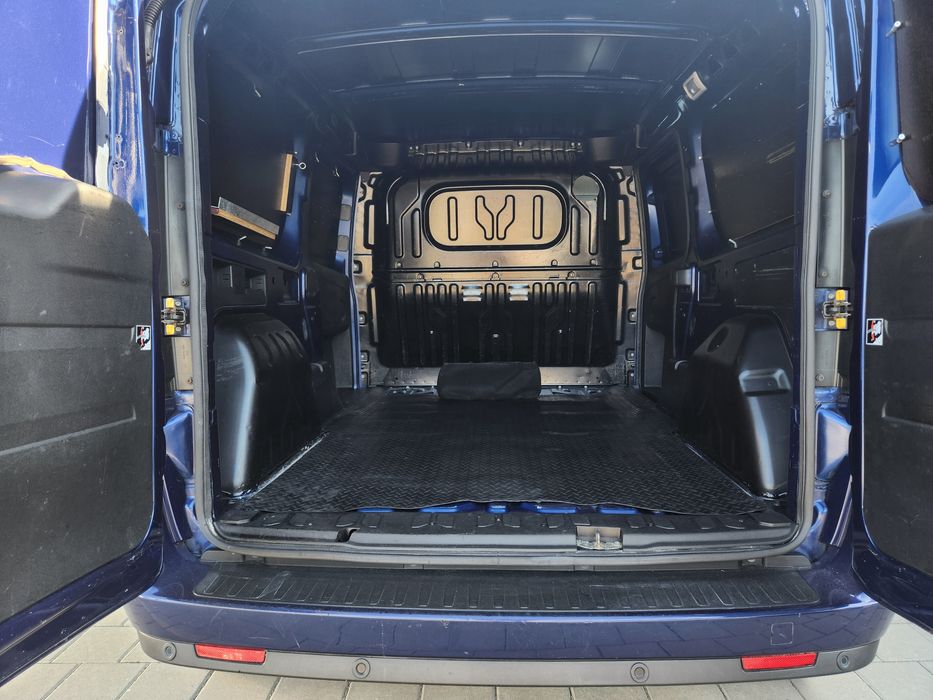 Opel Combo,maxi, 1.3 diesel, Anul 2015, Ac, Navi, Senzori parcare, TBI