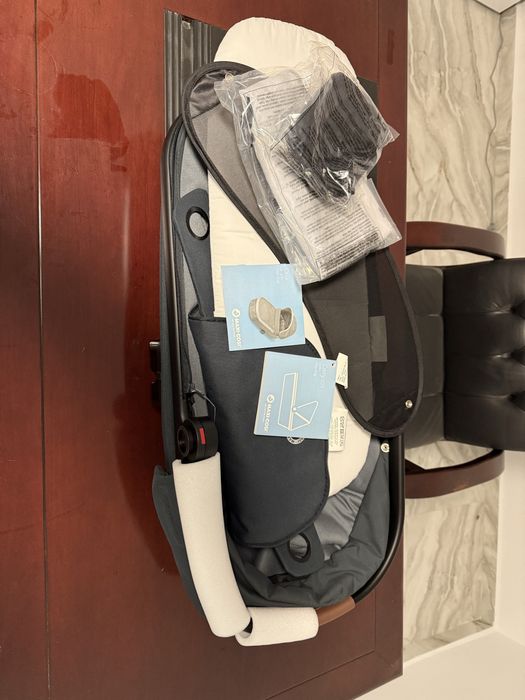 Кош за новородено Maxi Cosi Oria Essential Graphite PAT32701